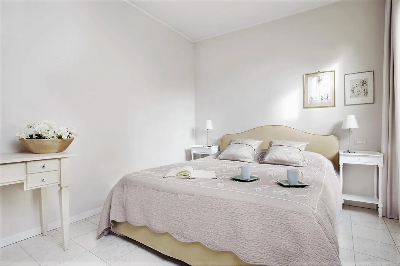 Adriano Residence 2*, Bolonya