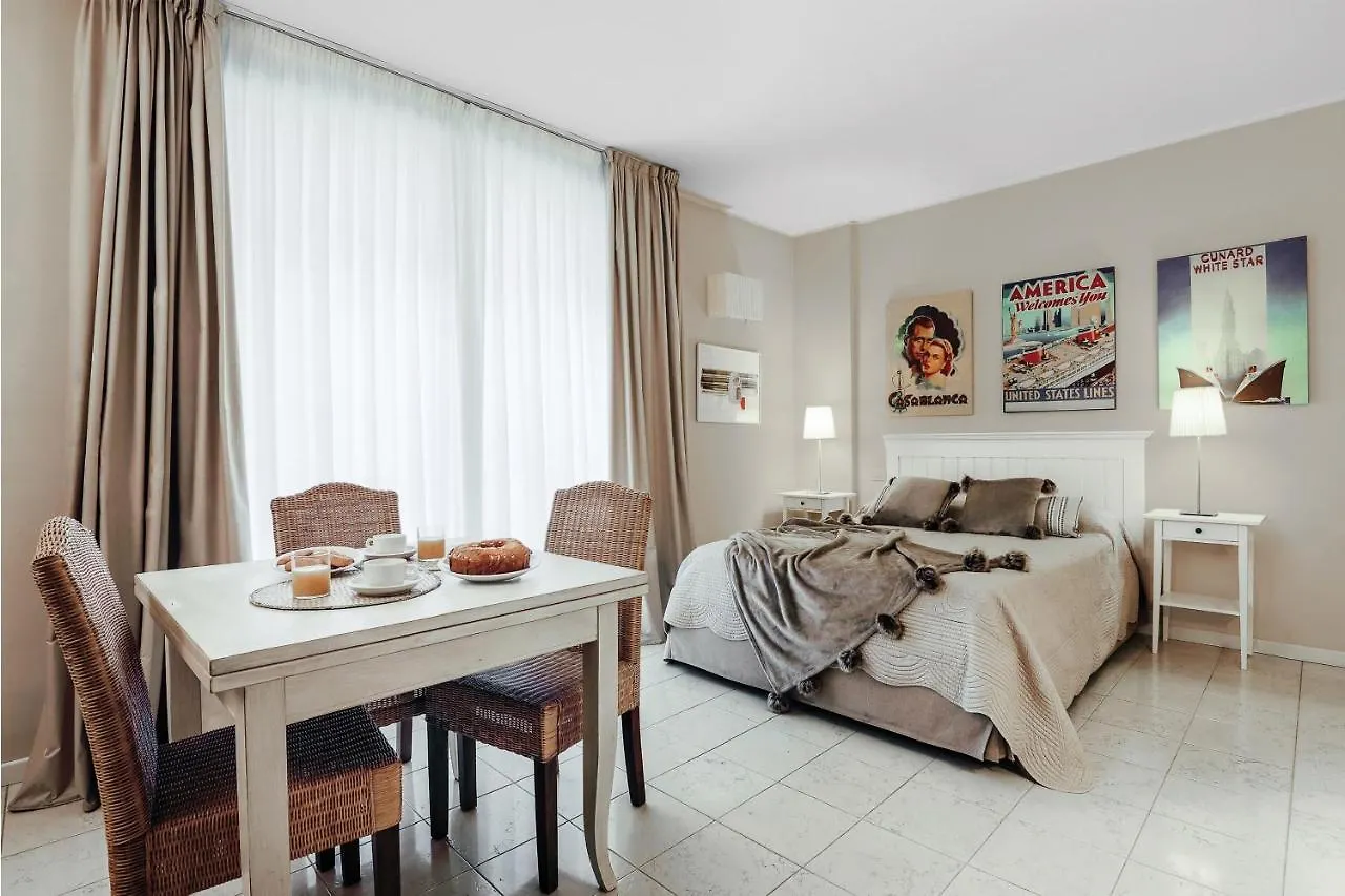 Adriano Residence 2*, Bolonya